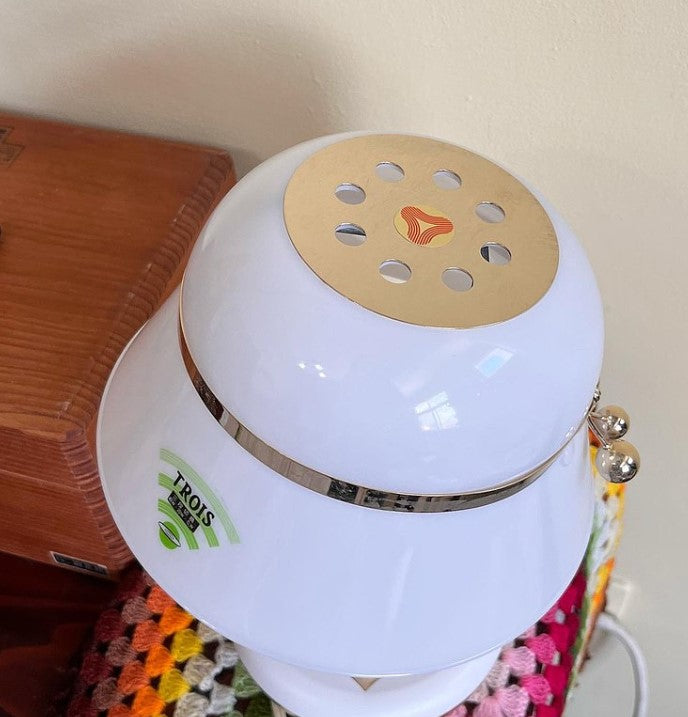 Early Japanese Lady's Hat Touch Table Lamp